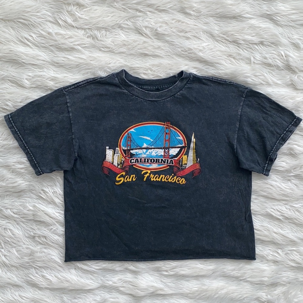 Brandy Melville | John Galt | San Francisco Cropped T-Shirt